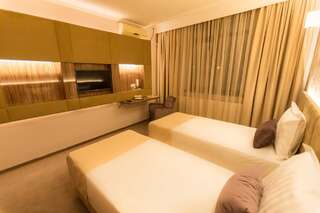 Отель Hotel Orient Braila Брэила Двухместный номер «Премиум» с 2 отдельными кроватями-4