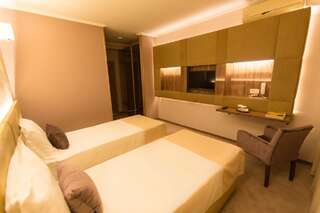 Отель Hotel Orient Braila Брэила Двухместный номер «Премиум» с 2 отдельными кроватями-5